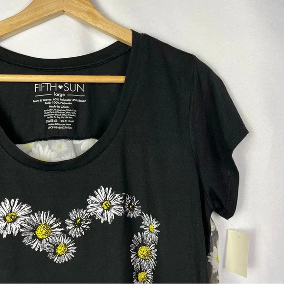 Fifth Sun Black Sunflower Heart Short Sleeve Top L - Picture 3 of 4